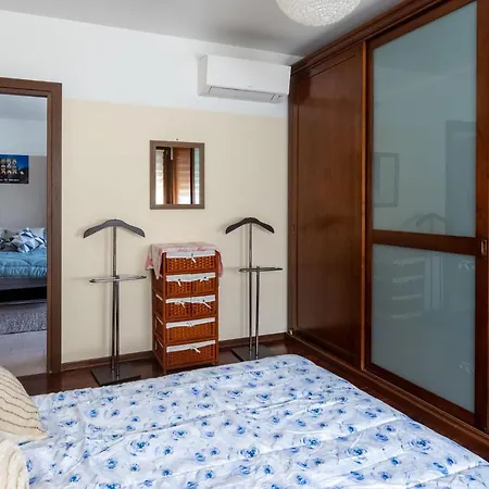 Casa Vacanze- Debra Bed & Breakfast Aosta