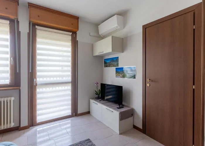 Casa Vacanze- Debra 4*