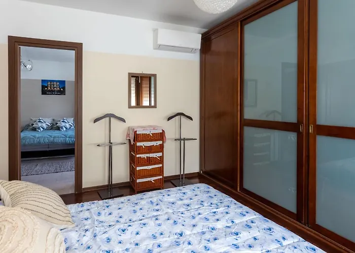 Casa Vacanze- Debra Bed & Breakfast Aosta